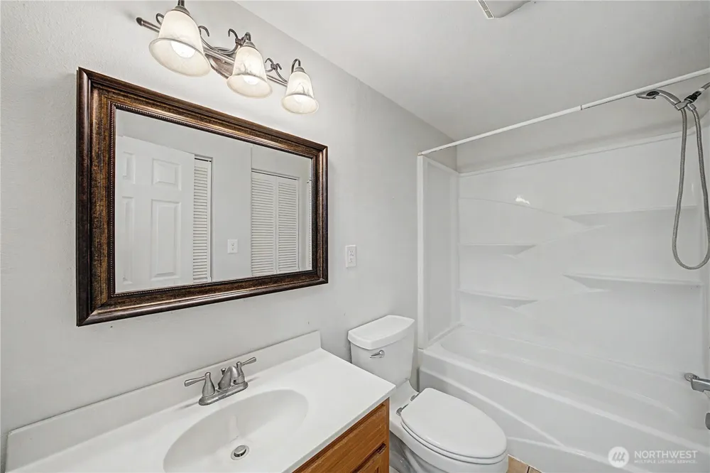 10372 NE N.4 Moses Lake, WA 98837