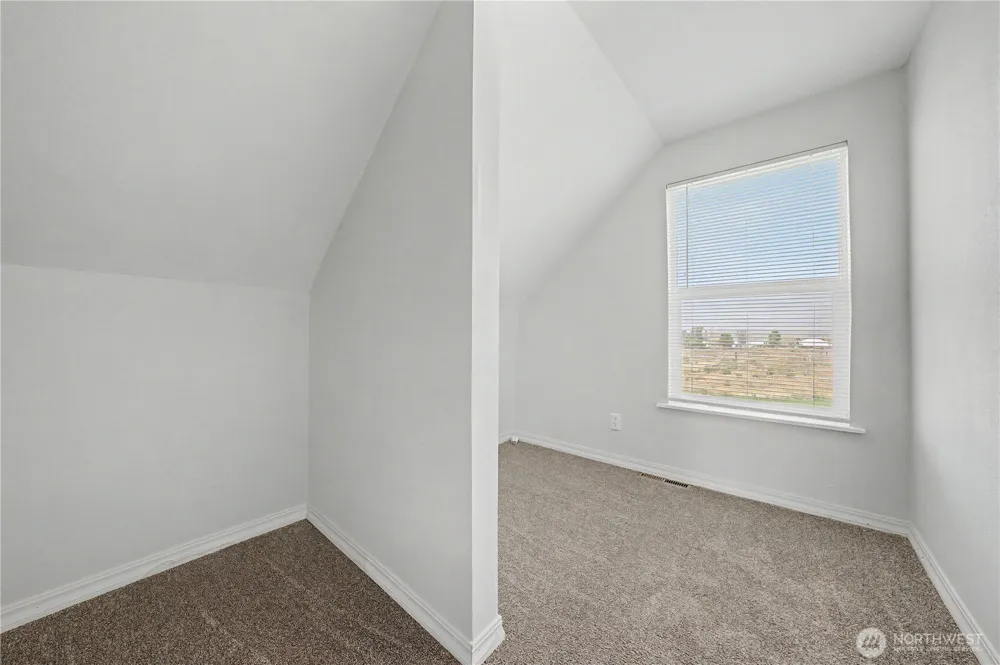 10372 NE N.4 Moses Lake, WA 98837