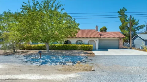 881 E Calvada Boulevard