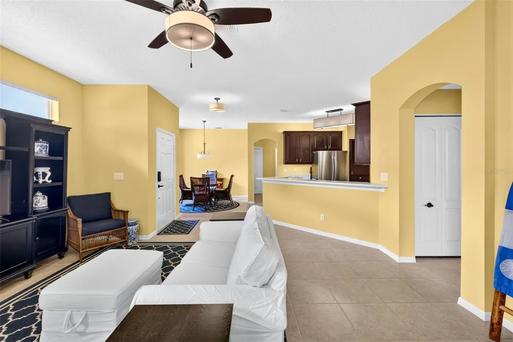 1322 FAIRWAY GREENS DRIVE #69 Sun City Center, FL 33573