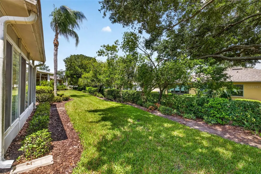 1322 FAIRWAY GREENS DRIVE #69 Sun City Center, FL 33573
