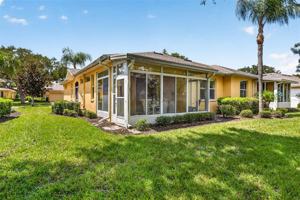 1322 FAIRWAY GREENS DRIVE #69 Sun City Center, FL 33573
