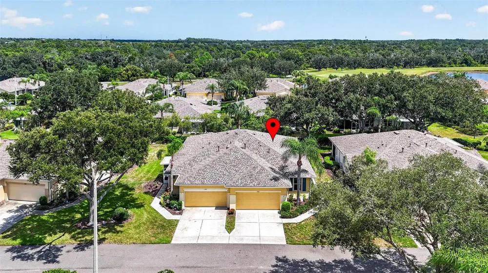 1322 FAIRWAY GREENS DRIVE #69 Sun City Center, FL 33573