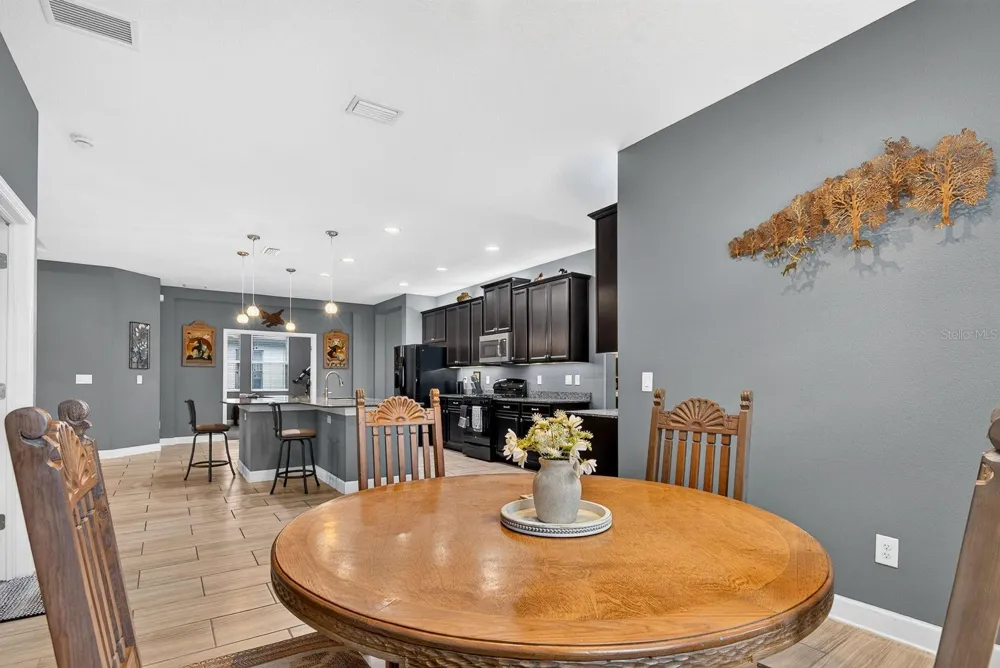 792 ROSEMARY CIRCLE Bradenton, FL 34212