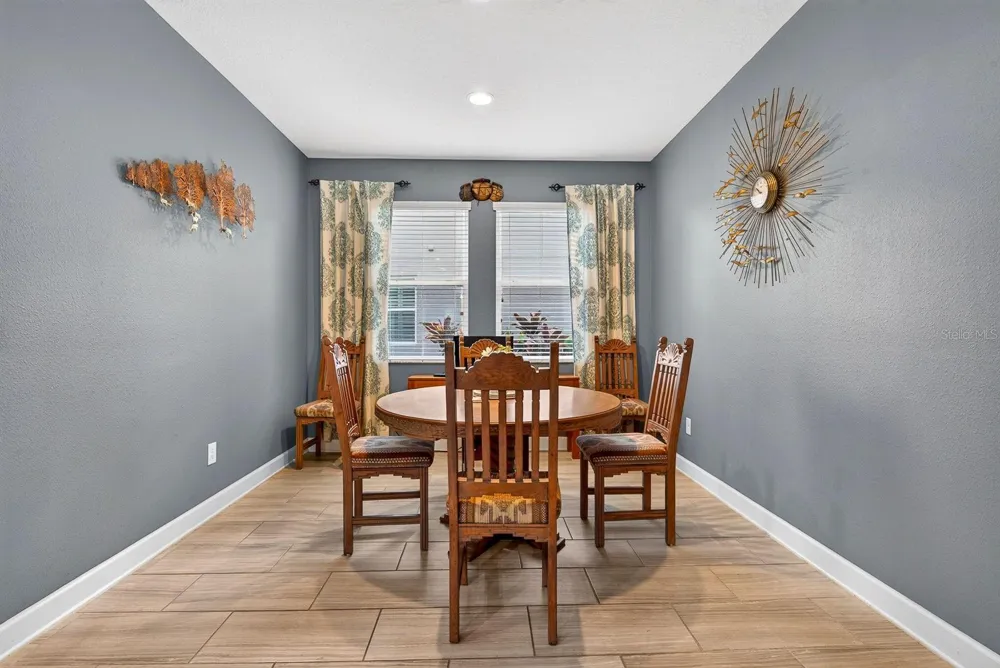 792 ROSEMARY CIRCLE Bradenton, FL 34212
