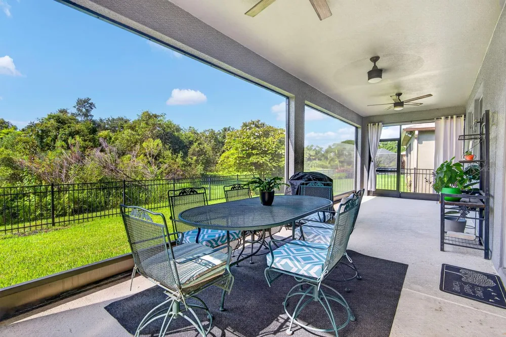 792 ROSEMARY CIRCLE Bradenton, FL 34212