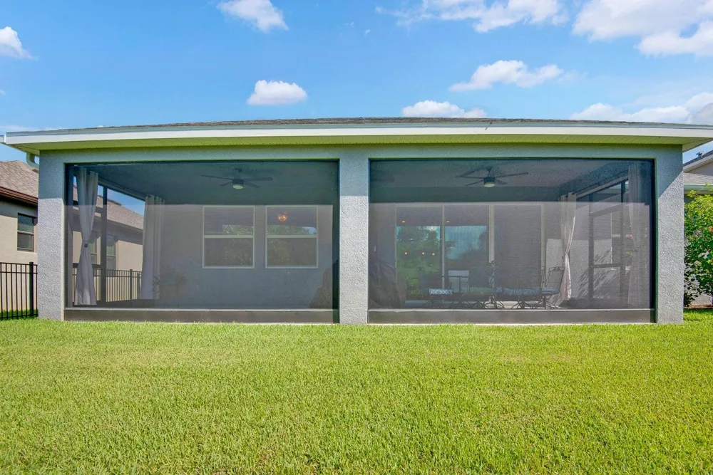 792 ROSEMARY CIRCLE Bradenton, FL 34212