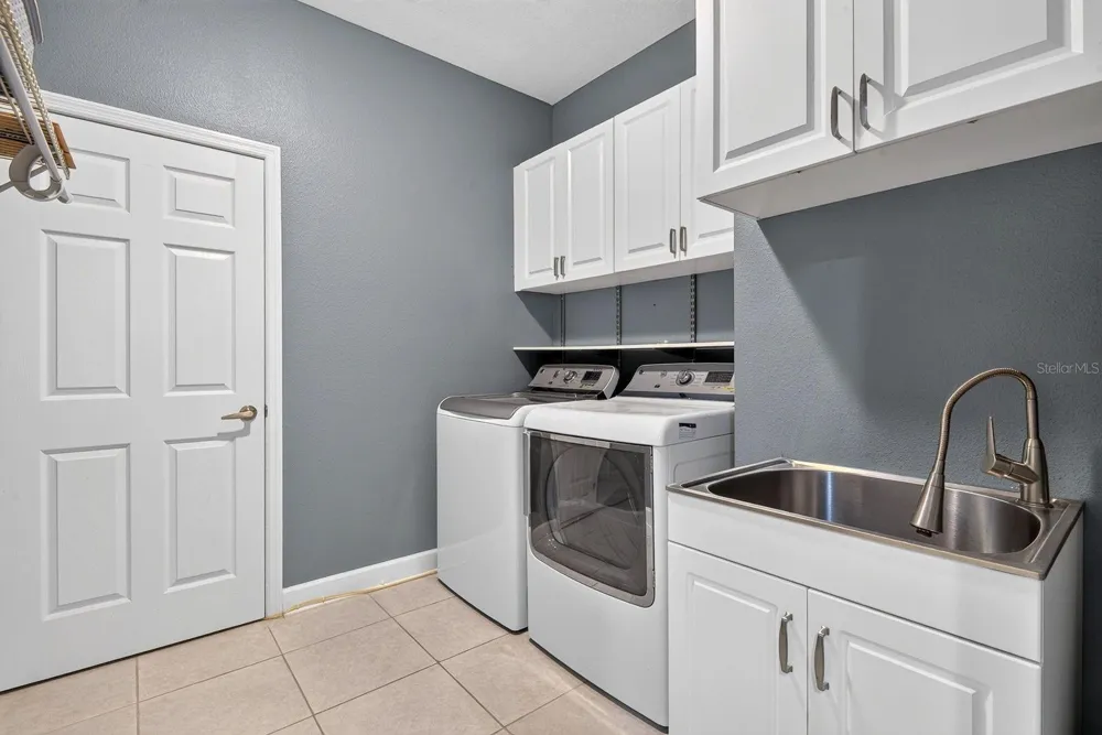 792 ROSEMARY CIRCLE Bradenton, FL 34212