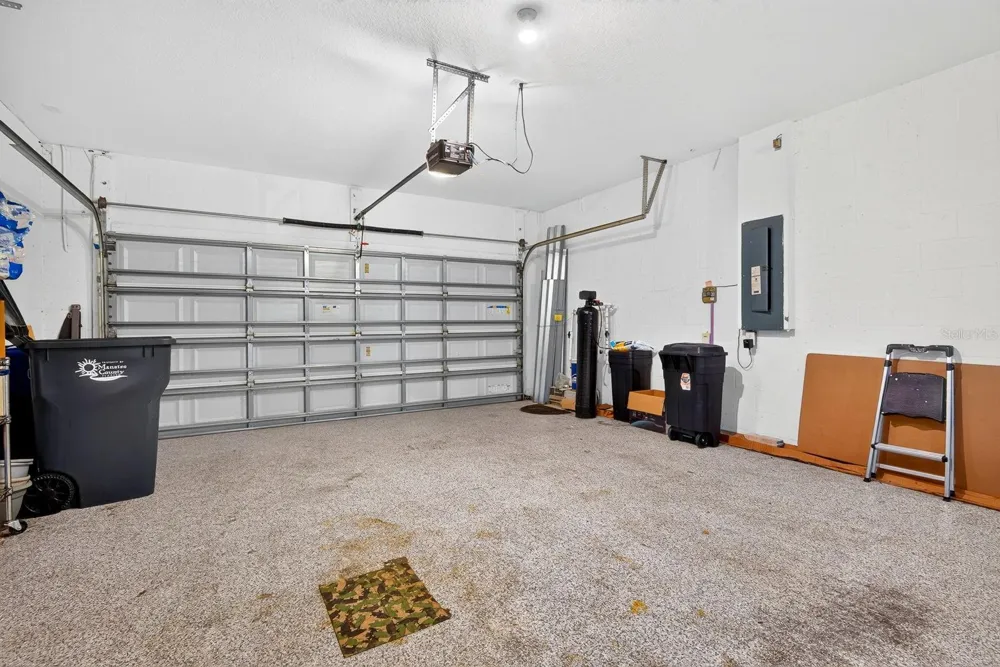 792 ROSEMARY CIRCLE Bradenton, FL 34212