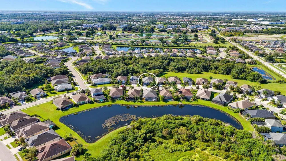 792 ROSEMARY CIRCLE Bradenton, FL 34212