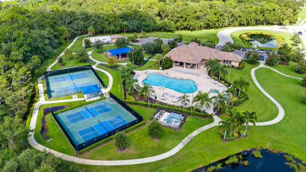 792 ROSEMARY CIRCLE Bradenton, FL 34212