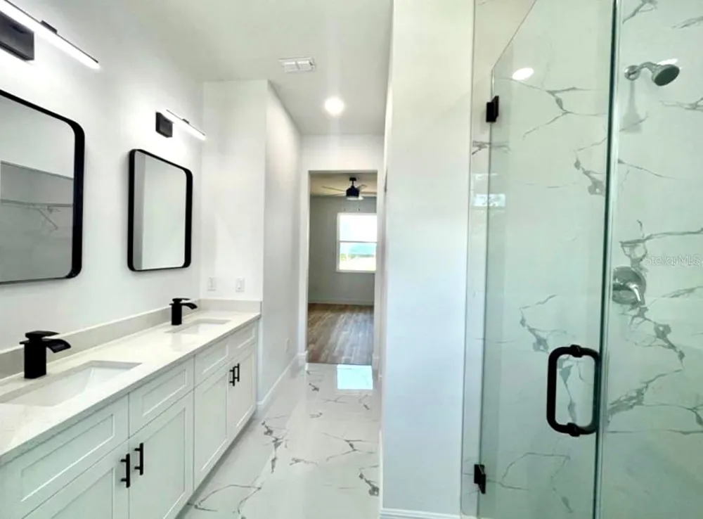8108 GREENWOOD AVENUE Tampa, FL 33604
