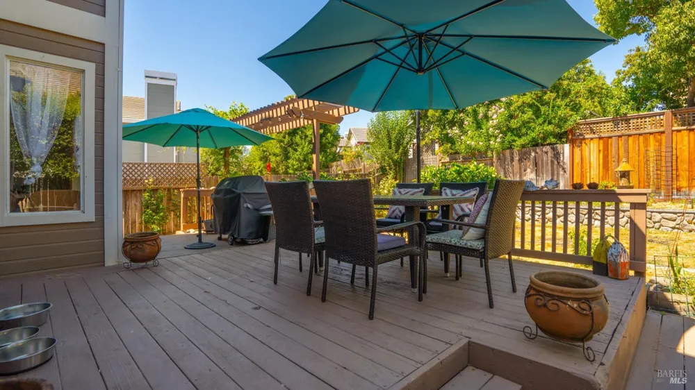 1751 Inverness Drive Petaluma, CA 94954