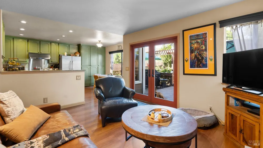 1751 Inverness Drive Petaluma, CA 94954