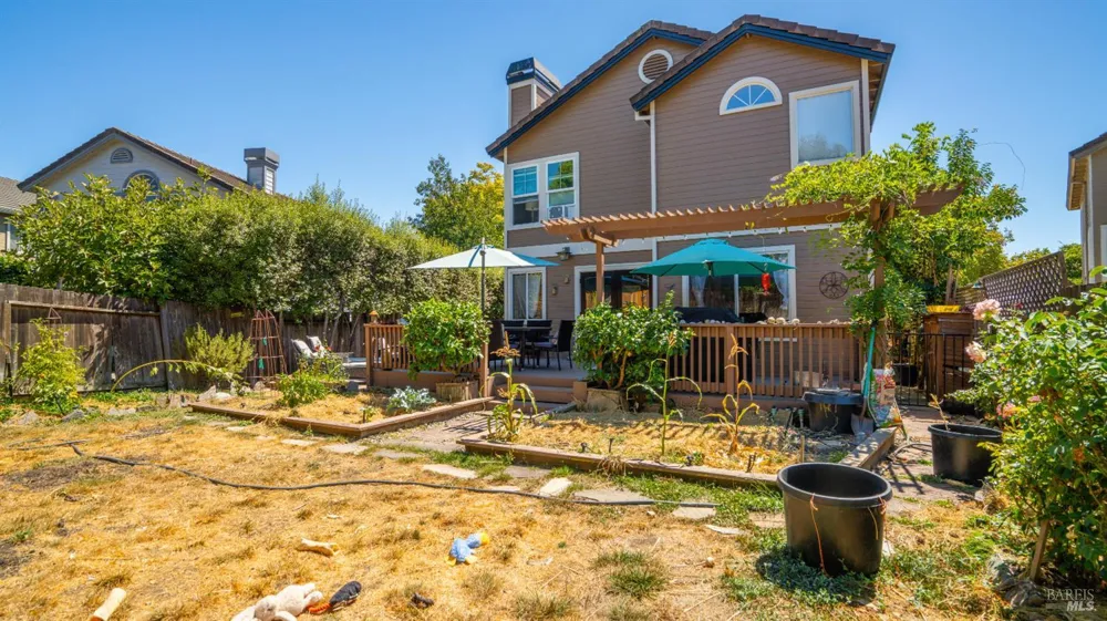 1751 Inverness Drive Petaluma, CA 94954