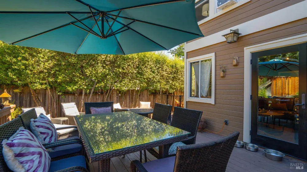 1751 Inverness Drive Petaluma, CA 94954