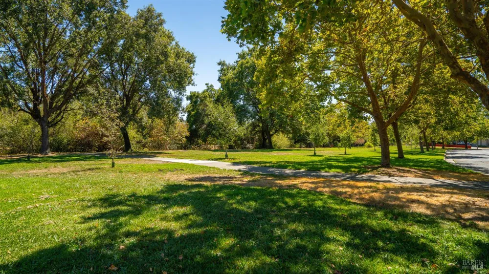 1751 Inverness Drive Petaluma, CA 94954