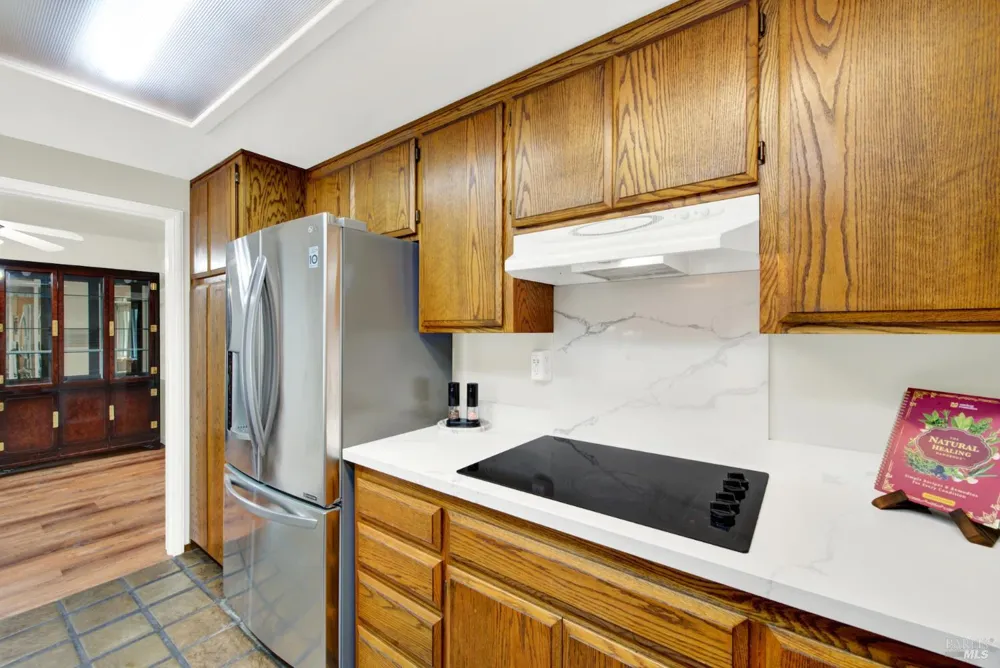 3086 Hermosa Drive Napa, CA 94558