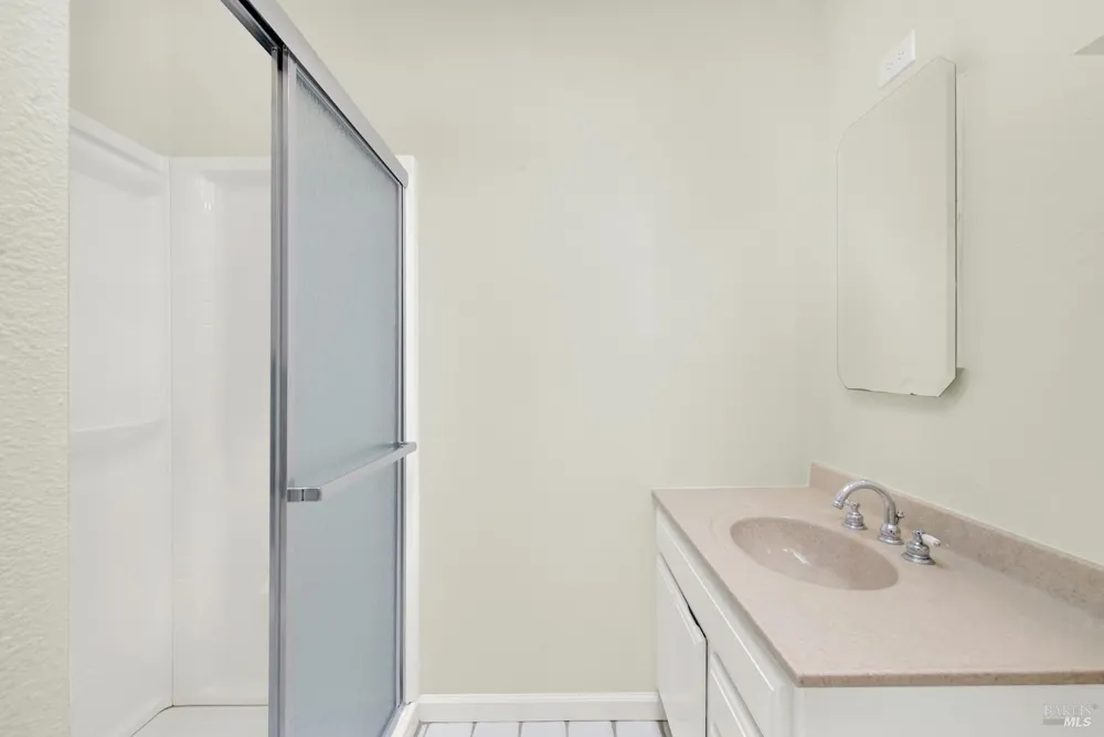 3086 Hermosa Drive Napa, CA 94558