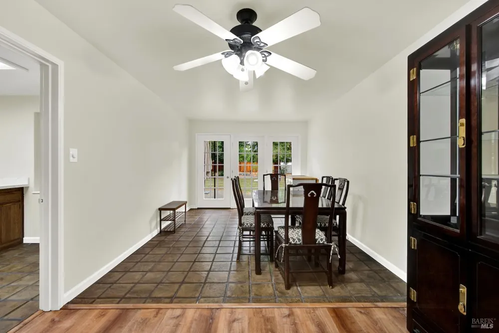 3086 Hermosa Drive Napa, CA 94558