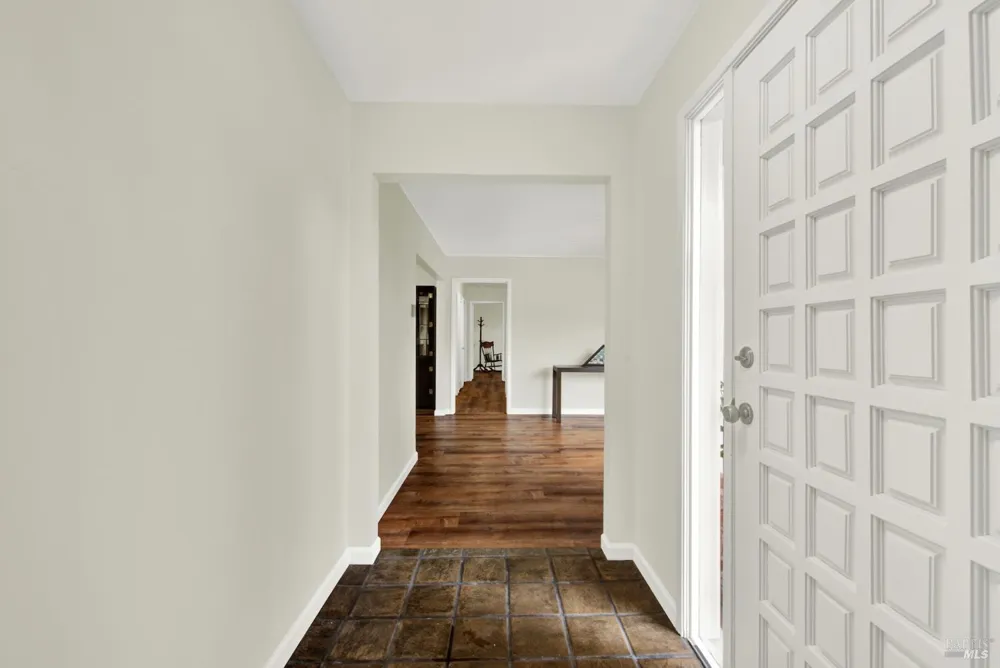 3086 Hermosa Drive Napa, CA 94558