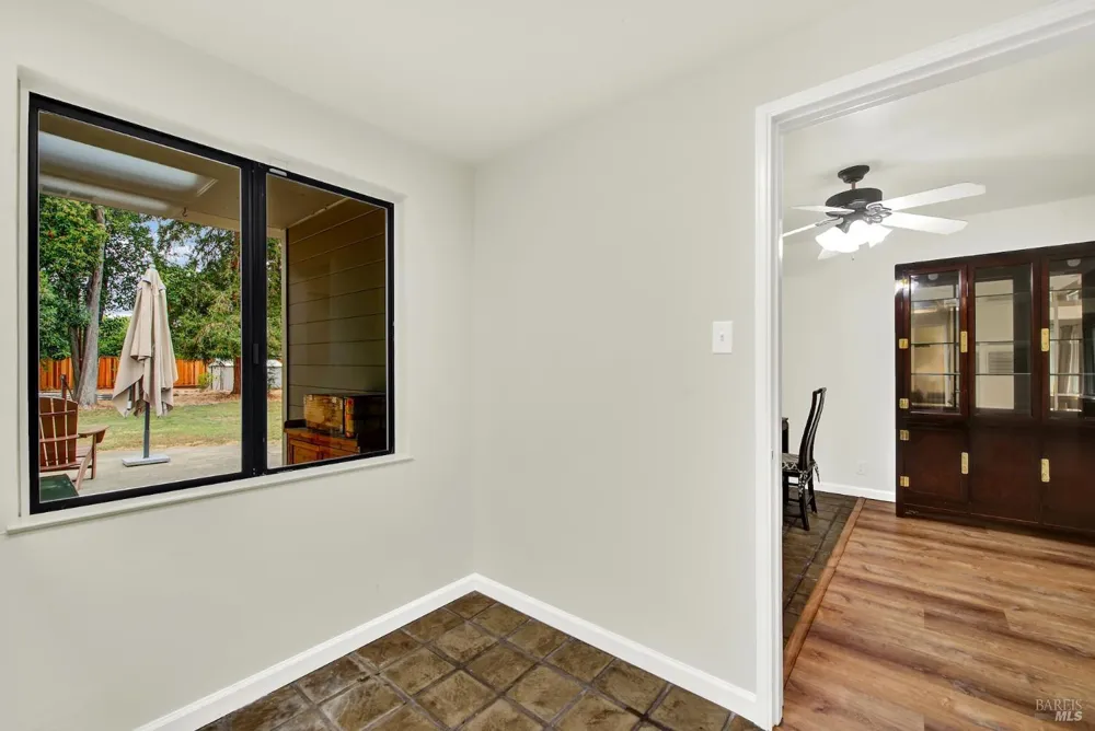 3086 Hermosa Drive Napa, CA 94558