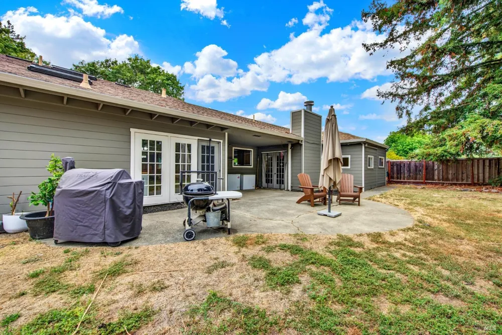 3086 Hermosa Drive Napa, CA 94558