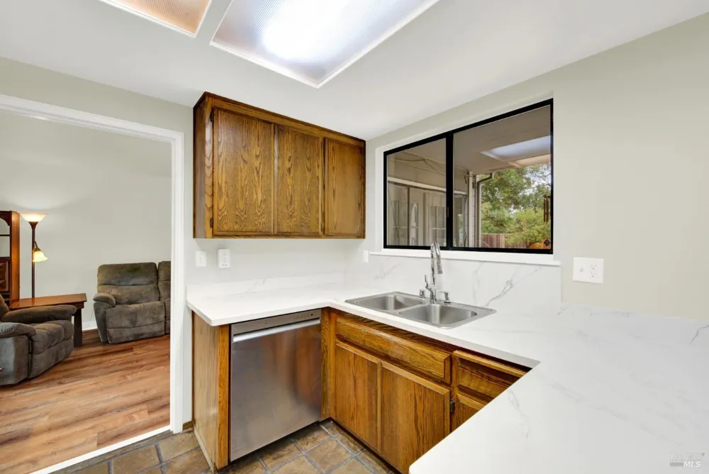 3086 Hermosa Drive Napa, CA 94558