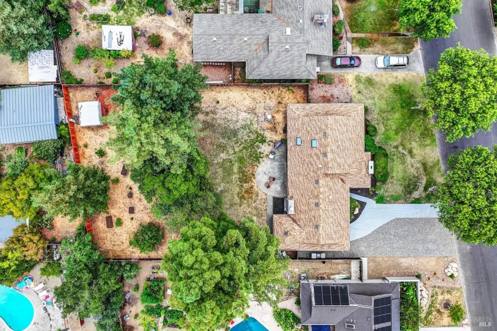 3086 Hermosa Drive Napa, CA 94558