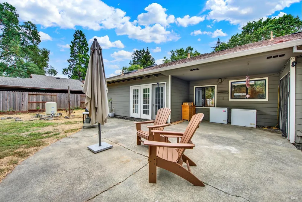 3086 Hermosa Drive Napa, CA 94558