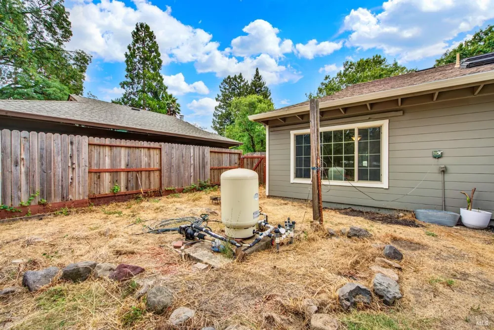 3086 Hermosa Drive Napa, CA 94558