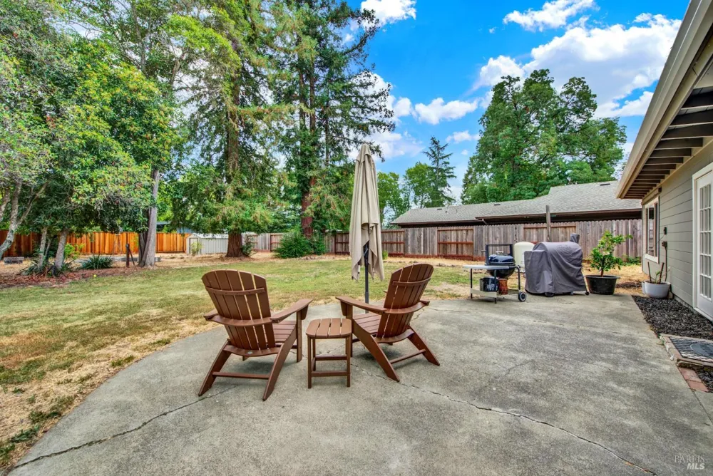 3086 Hermosa Drive Napa, CA 94558
