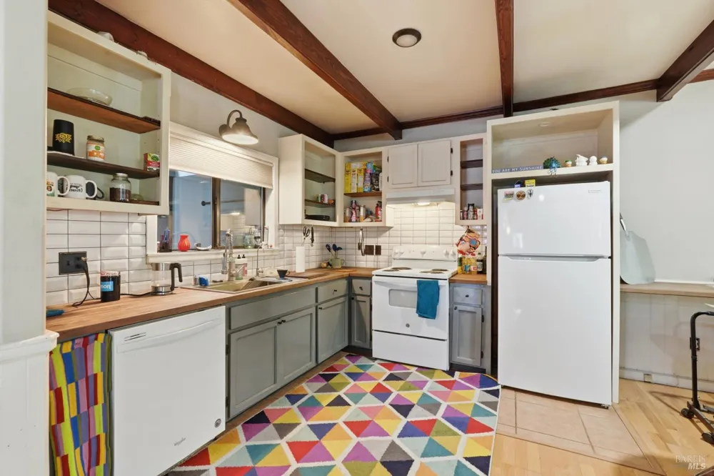 6175 Cazadero Highway Cazadero, CA 95421
