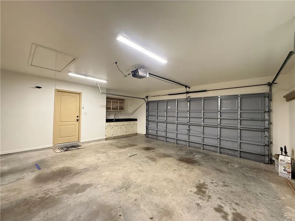 7605 Bayonne Drive Corpus Christi, TX 78414