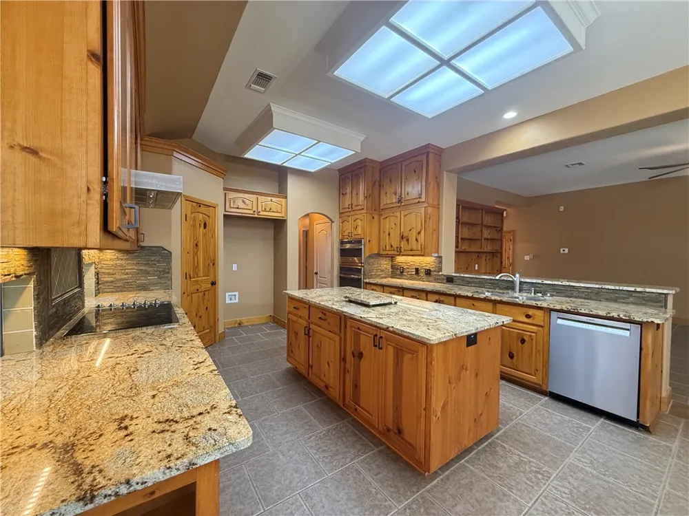 7605 Bayonne Drive Corpus Christi, TX 78414