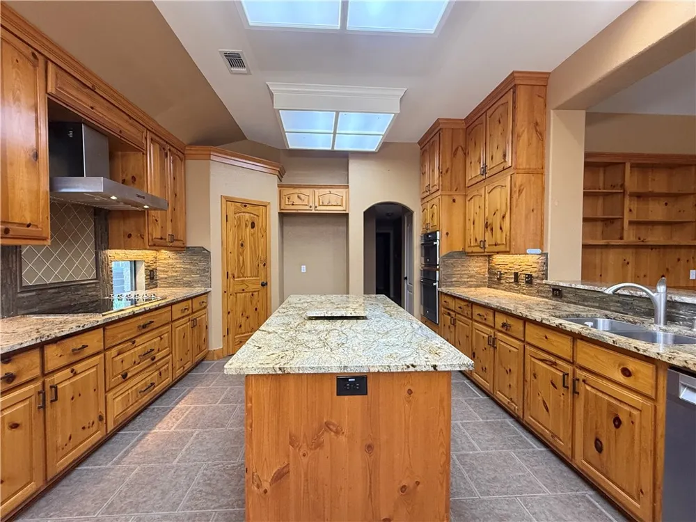 7605 Bayonne Drive Corpus Christi, TX 78414