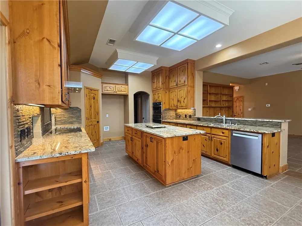 7605 Bayonne Drive Corpus Christi, TX 78414