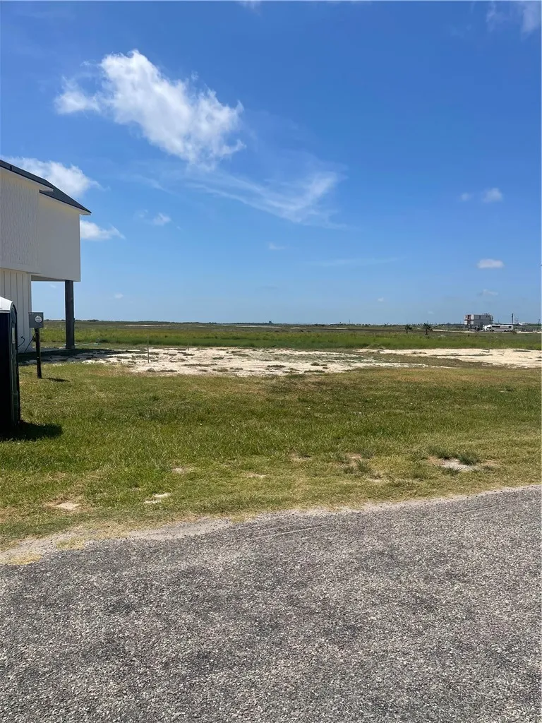 105 Port Saint Claire Aransas Pass, TX 78336