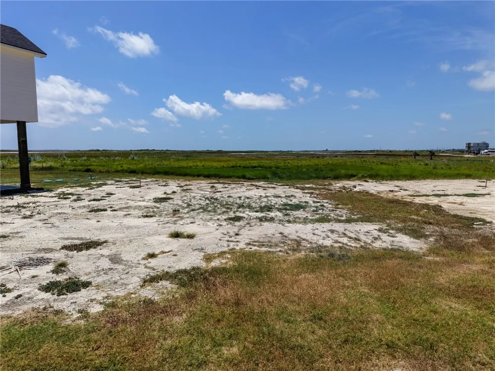 105 Port Saint Claire Aransas Pass, TX 78336