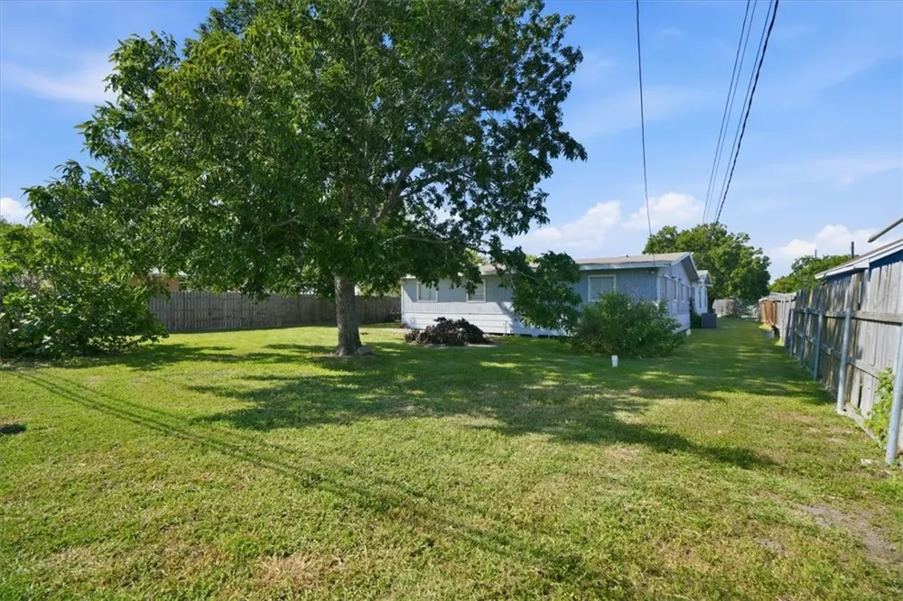 2701 Nemec Street Corpus Christi, TX 78415