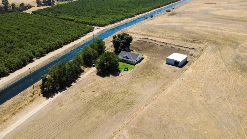 561 Rushing Road Waterford, CA 95386