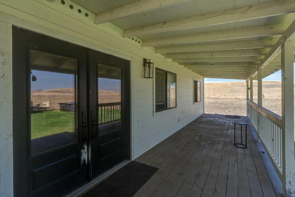 561 Rushing Road Waterford, CA 95386