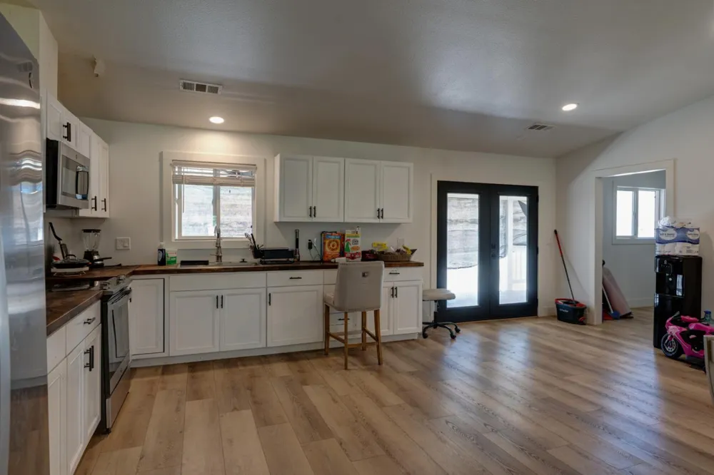 561 Rushing Road Waterford, CA 95386