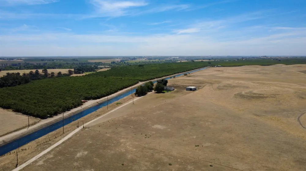 561 Rushing Road Waterford, CA 95386