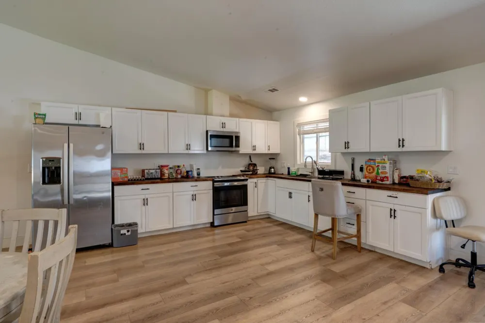 561 Rushing Road Waterford, CA 95386