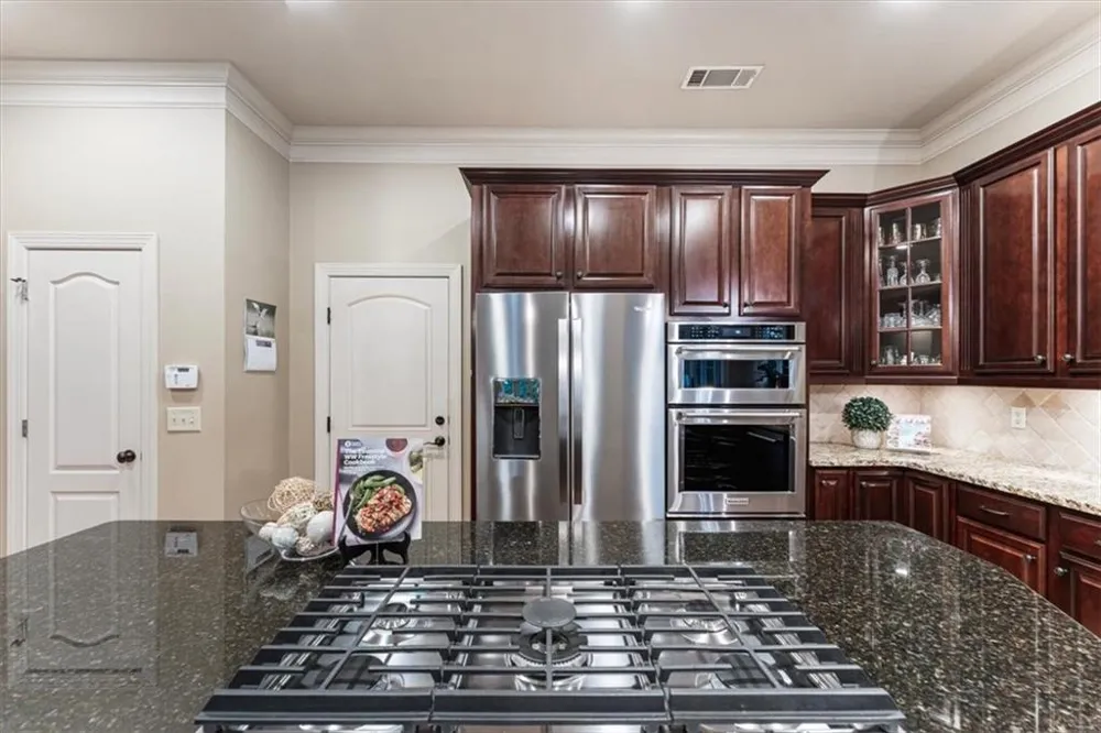 195 Fredericks Cove Dawsonville, GA 30534