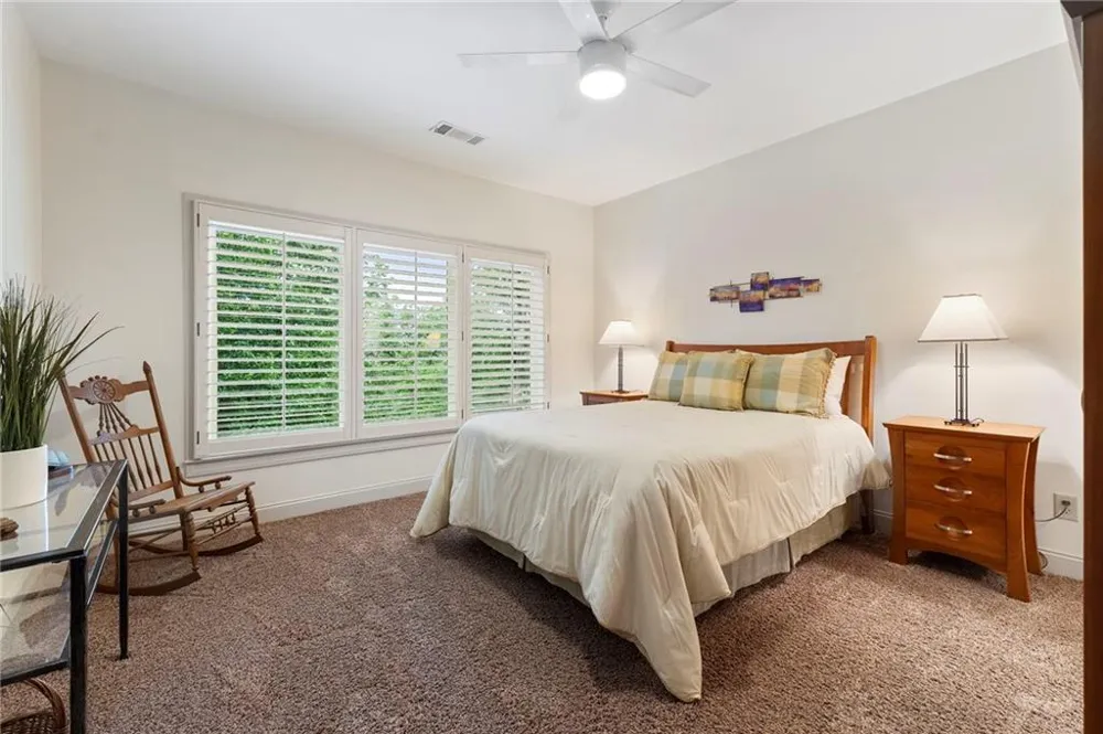 195 Fredericks Cove Dawsonville, GA 30534