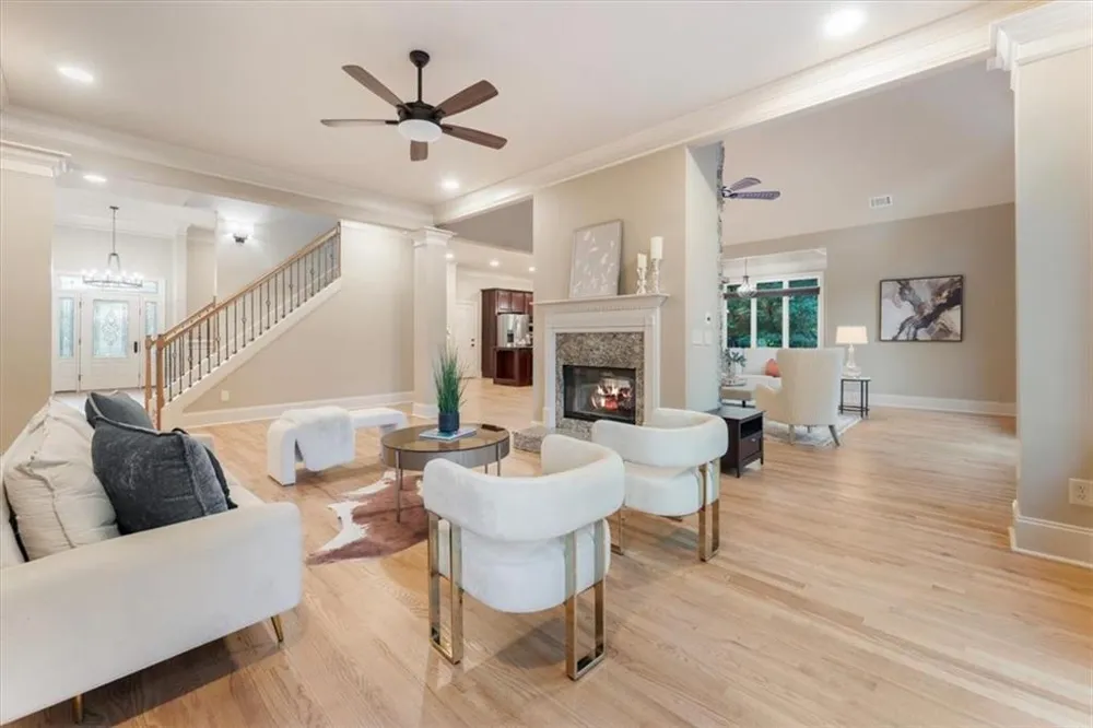 195 Fredericks Cove Dawsonville, GA 30534