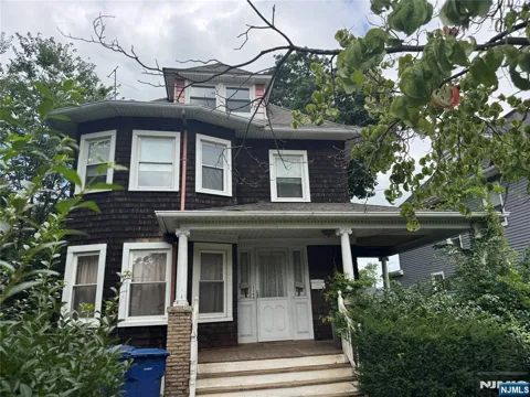 116 Clinton Place