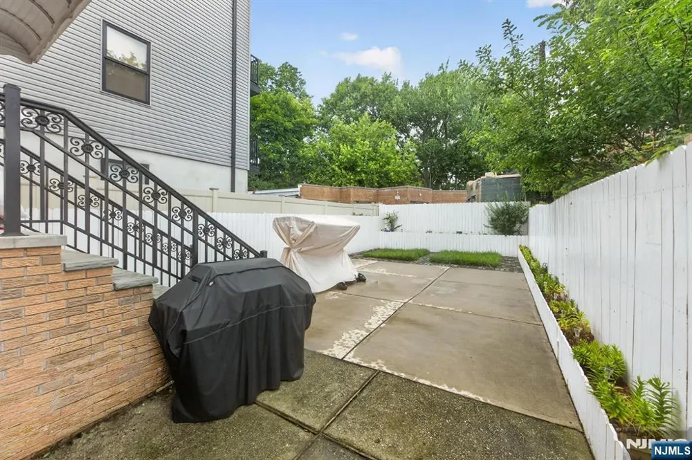 128 Sherman Place Jersey City, NJ 07307